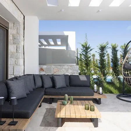 Vilă Mare - Private Pool, 4 Bdrms, Sea View, Bbq *