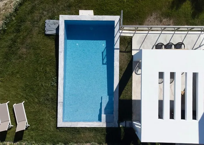 Mare - Private Pool, 4 Bdrms, Sea View, Bbq *