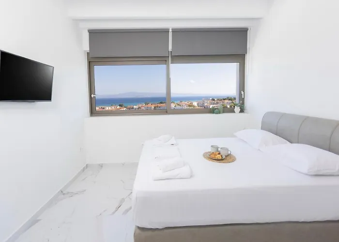 Vilă Mare - Private Pool, 4 Bdrms, Sea View, Bbq