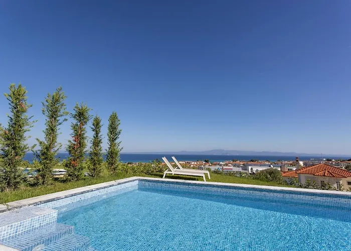 Vilă Mare - Private Pool, 4 Bdrms, Sea View, Bbq