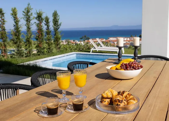 Villa Mare - Private Pool, 4 Bdrms, Sea View, Bbq *