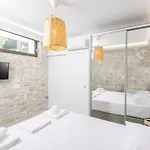 Villa Mare - Private Pool, 4 Bdrms, Sea View, Bbq *